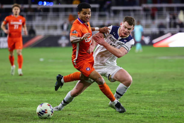 自信心和团 自信心和团