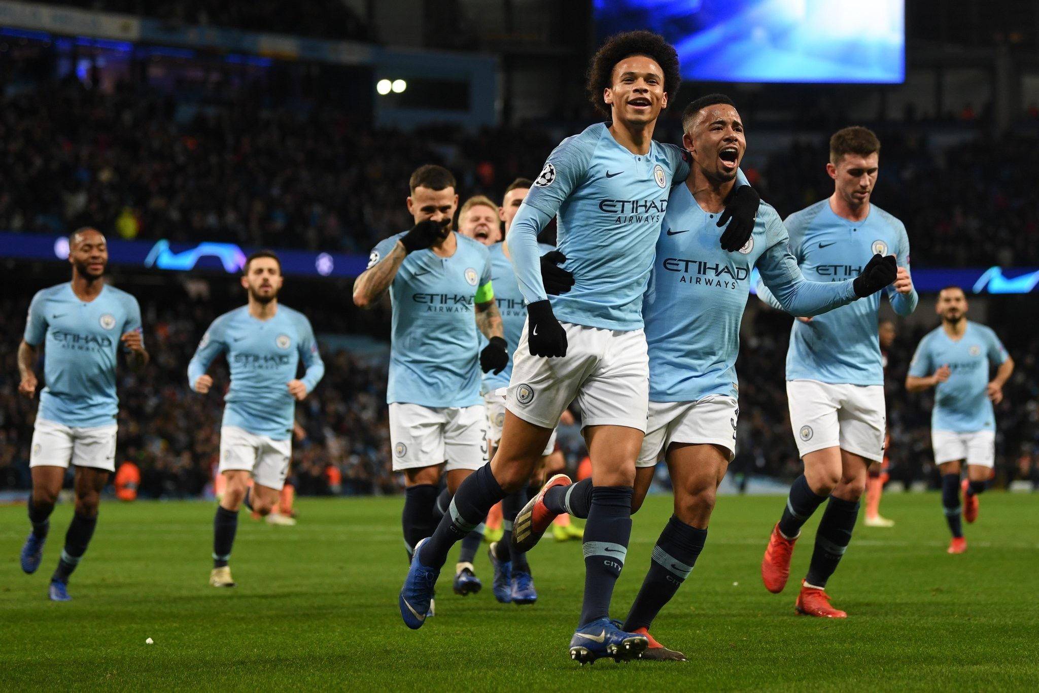 法法院的裁 法法院的裁